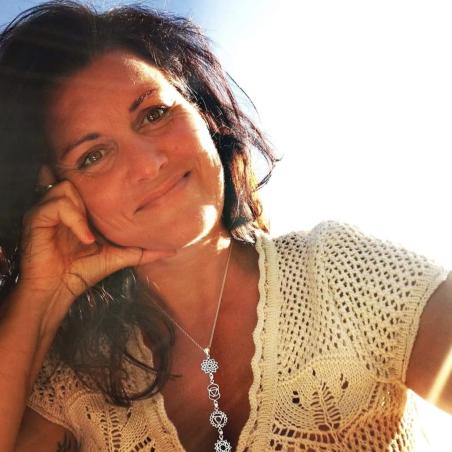 Menira Claudia Bollow